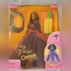 Collectors Barbies Friend Christie New In Box 1998